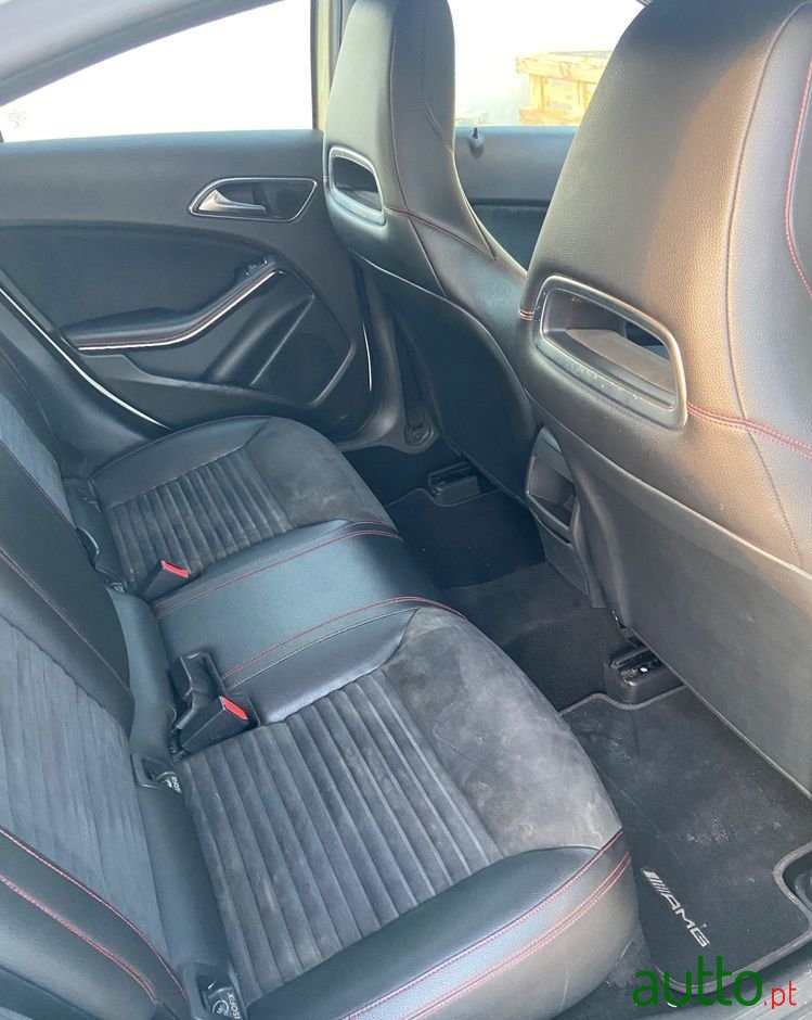 2014' Mercedes-Benz Classe A photo #6