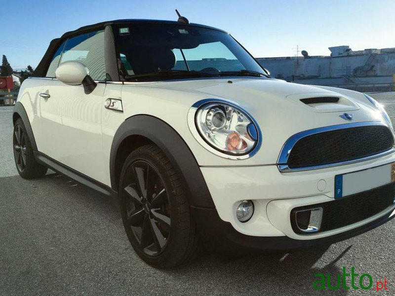 2012' MINI Cabrio Mini Cooper S photo #1