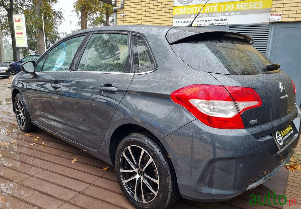 2013' Citroen C4 photo #5