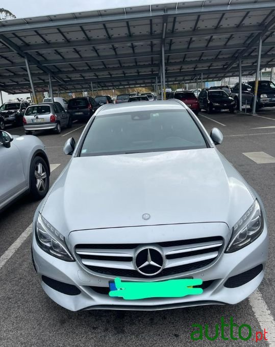 2014' Mercedes-Benz C-200 photo #2