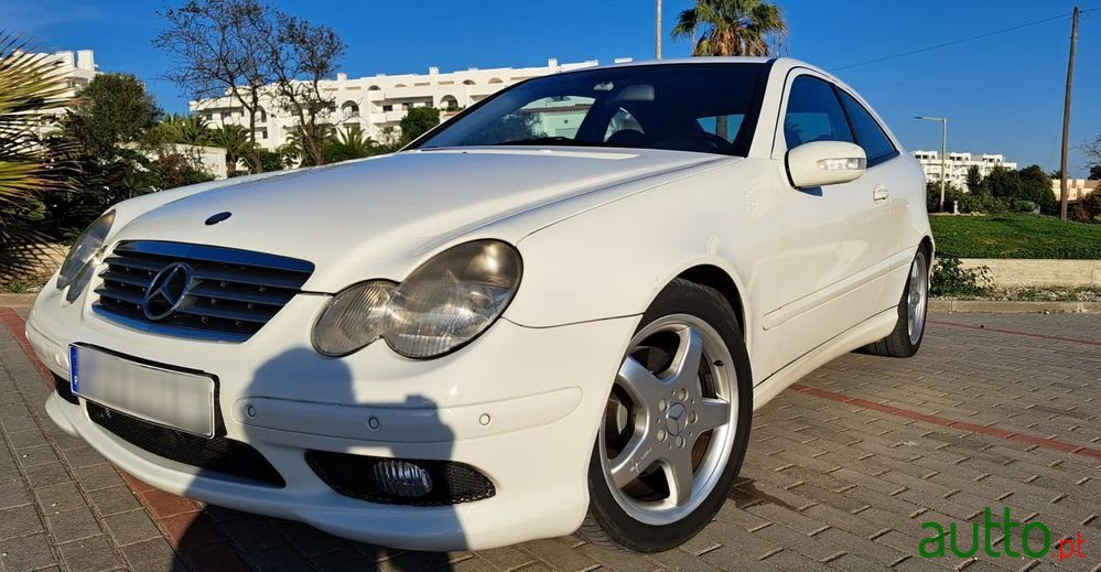2003' Mercedes-Benz C 230 photo #4