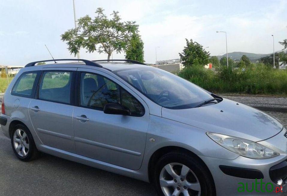 2006' Peugeot 307-Sw Premium photo #1
