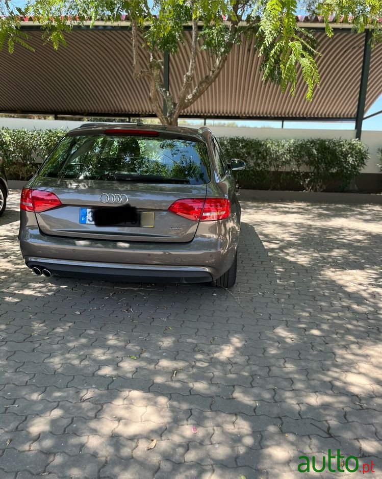 2015' Audi A4 Avant photo #6