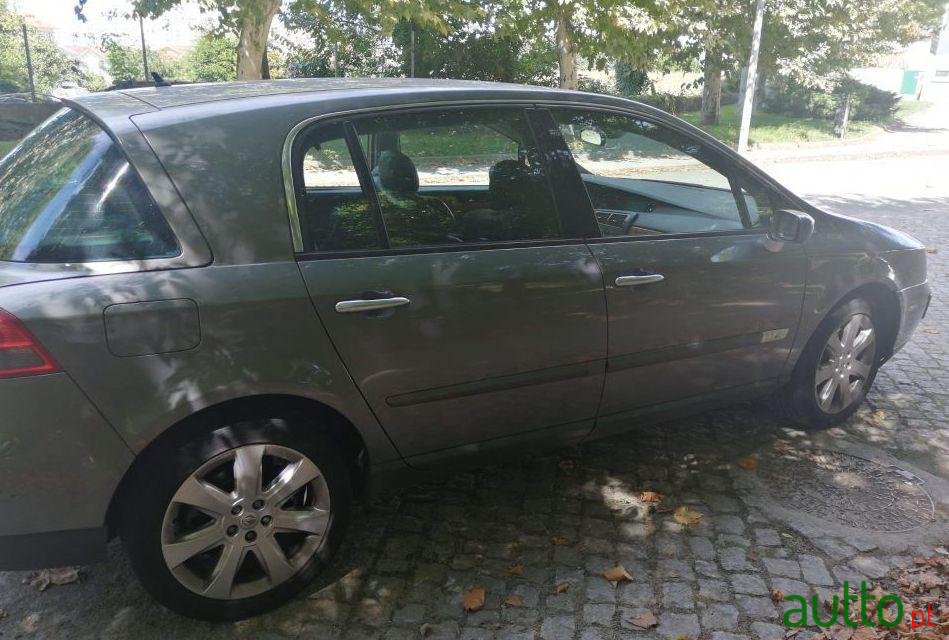 2005' Renault Vel Satis photo #1