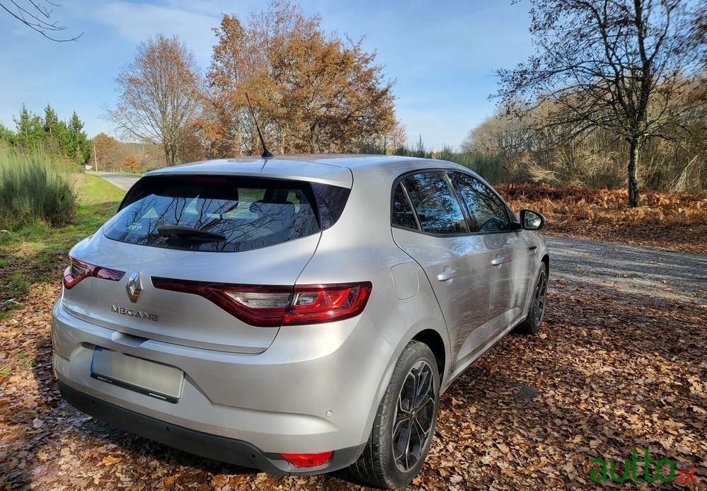 2016' Renault Megane photo #4
