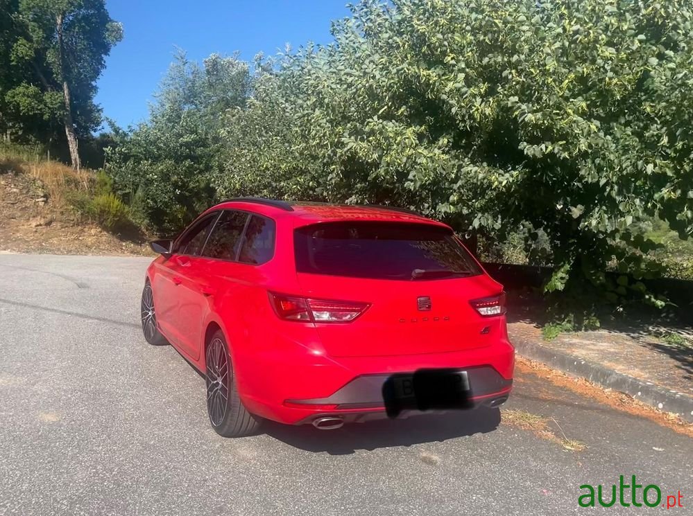 2016' SEAT Leon St photo #2