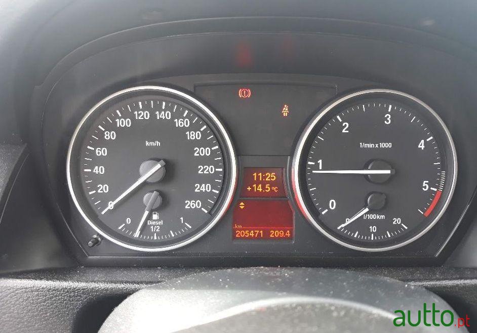 2011' BMW X1 18 D Sdrive photo #4