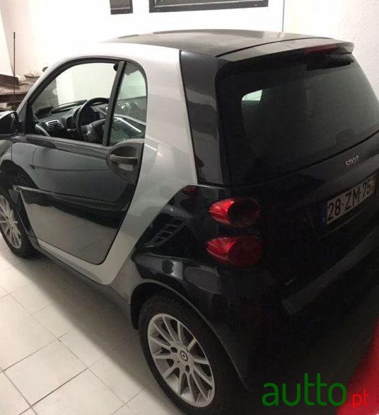 2009' Smart Fortwo photo #2