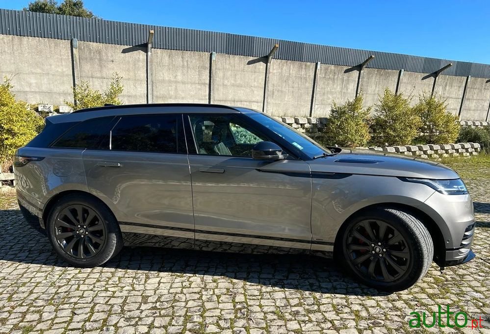 2019' Land Rover Range Rover Velar photo #4