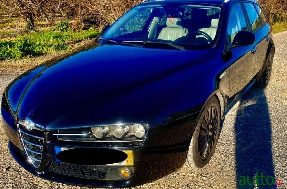 2007' Alfa Romeo 159 Sportwagon photo #2