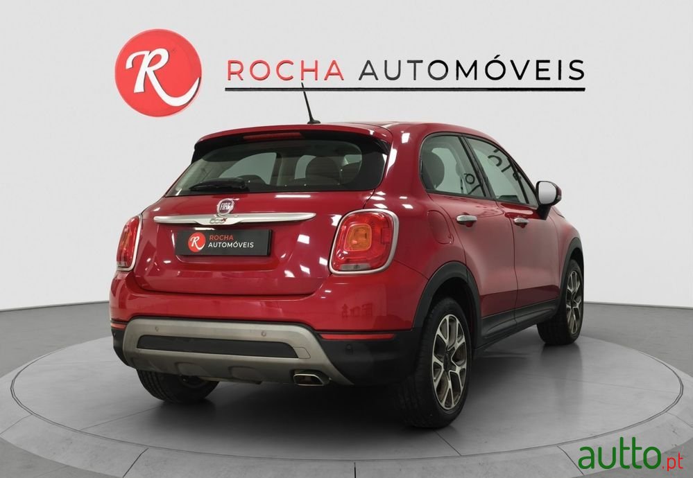 2017' Fiat 500X photo #3