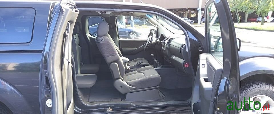 2006' Nissan Navara photo #5