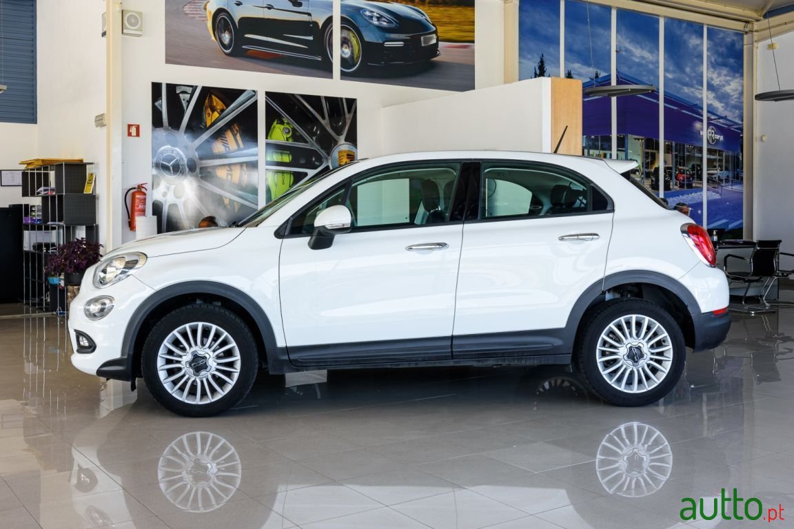 2018' Fiat 500X photo #2