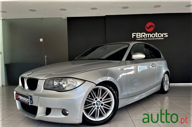 2008' BMW 118 D Pack M photo #1