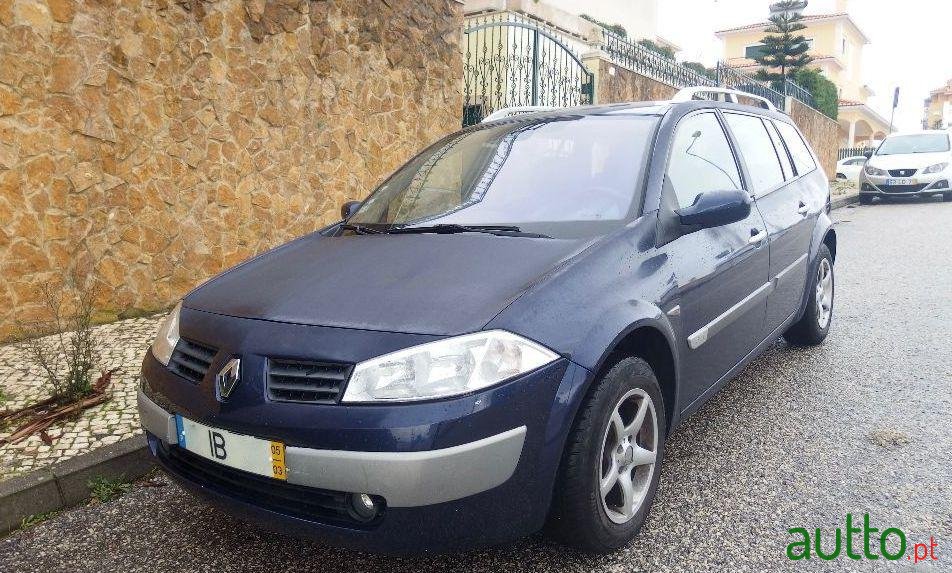 2005' Renault Megane Break photo #3