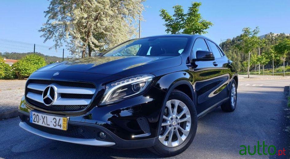 2015' Mercedes-Benz Gla-180 photo #4
