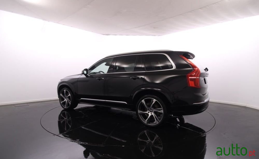 2023' Volvo Xc 90 photo #4