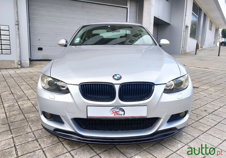 2007' BMW 320 photo #3