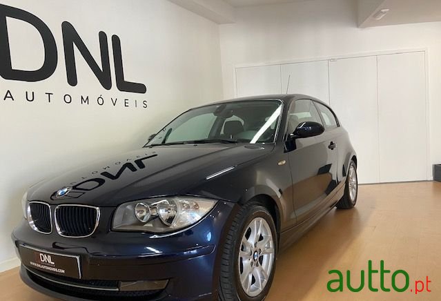 2010' BMW 116 Ver-I photo #2