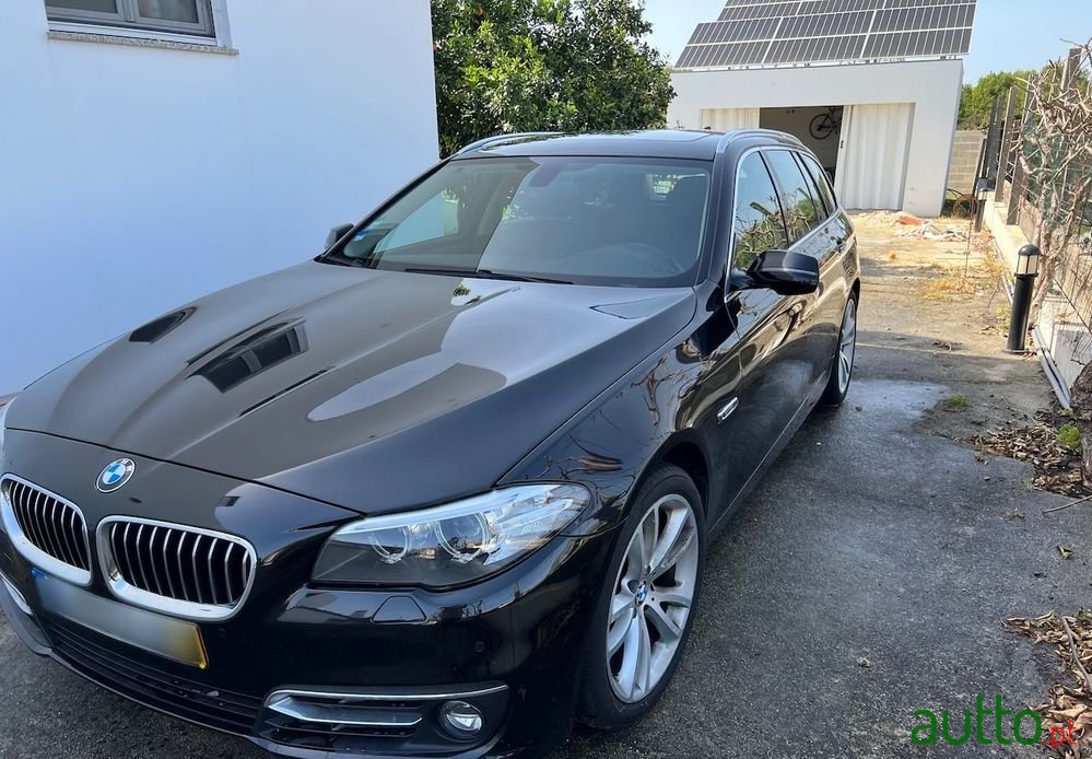 2016' BMW 520 Gran Turismo photo #6