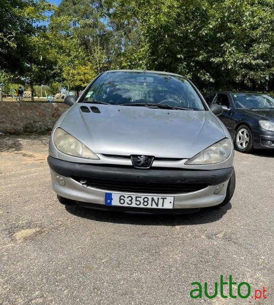 1999' Peugeot 206 photo #2