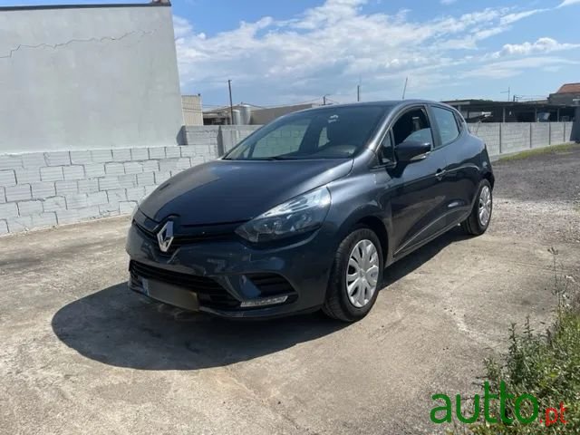 2018' Renault Clio photo #6