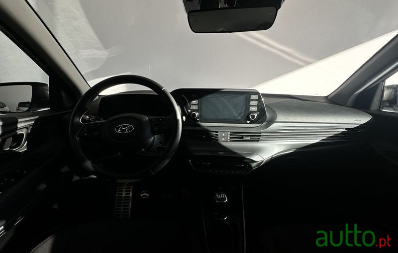 2023' Hyundai Bayon 1.0 T-Gdi Premium photo #6