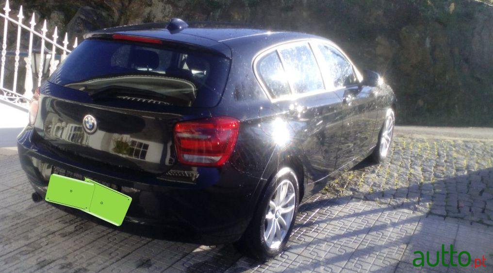 2012' BMW 116 D Edynamics Line Urban photo #2