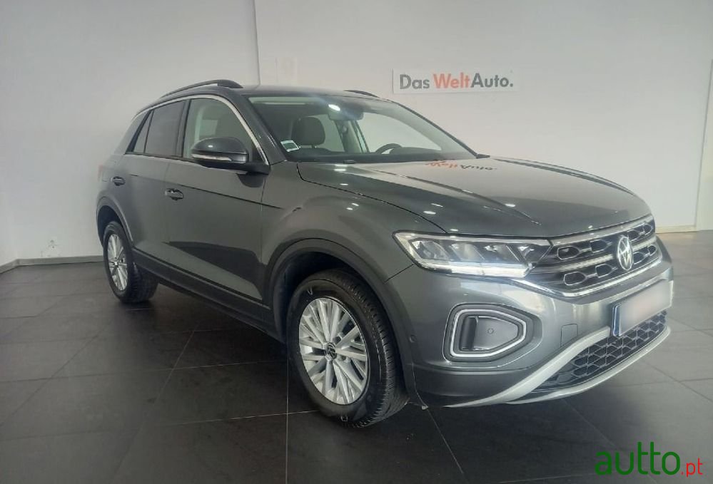 2023' Volkswagen T-Roc 1.0 Tsi Life photo #5