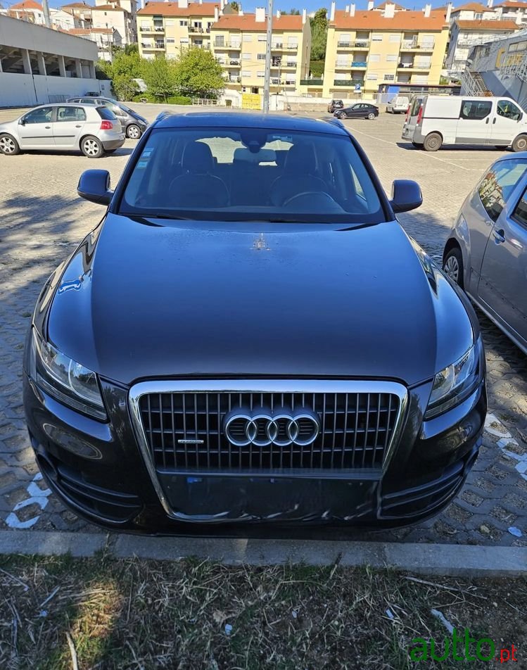 2009' Audi Q5 2.0 Tdi S-Tronic photo #2