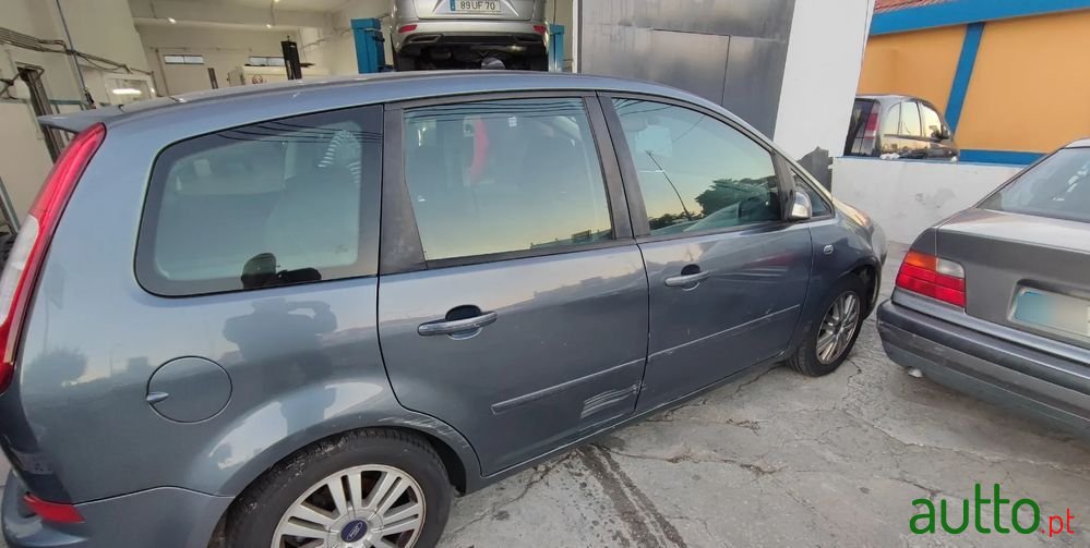 2004' Ford Focus C-MAX 1.6 Tdci Ghia photo #1