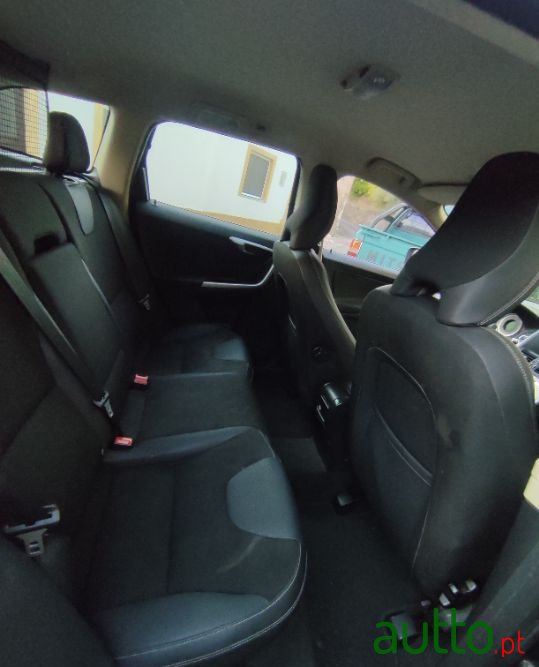 2011' Volvo Xc-60 photo #3