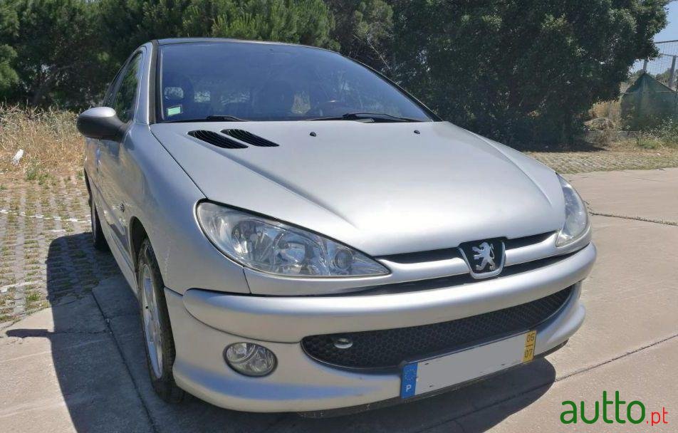 2005' Peugeot 206 Black&Silver photo #2