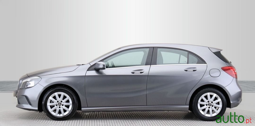 2017' Mercedes-Benz A-180 photo #2