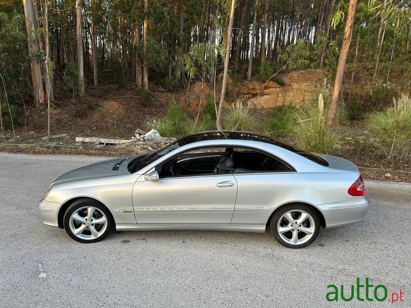 2003' Mercedes-Benz Classe Clk photo #1