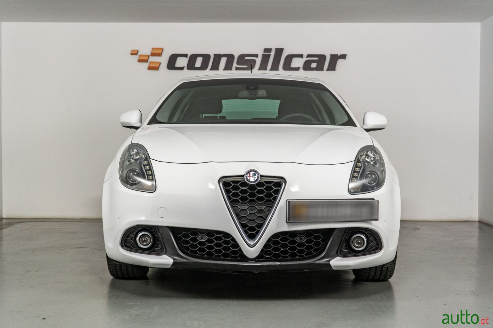 2018' Alfa Romeo Giulietta photo #2