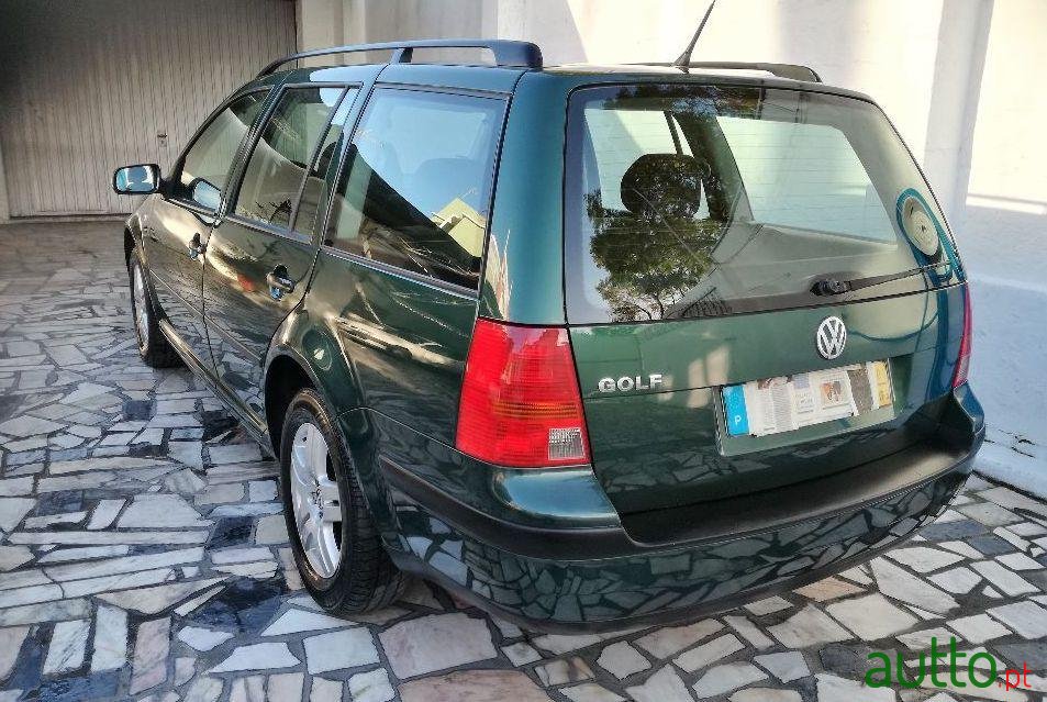 2001' Volkswagen Golf Variant photo #2
