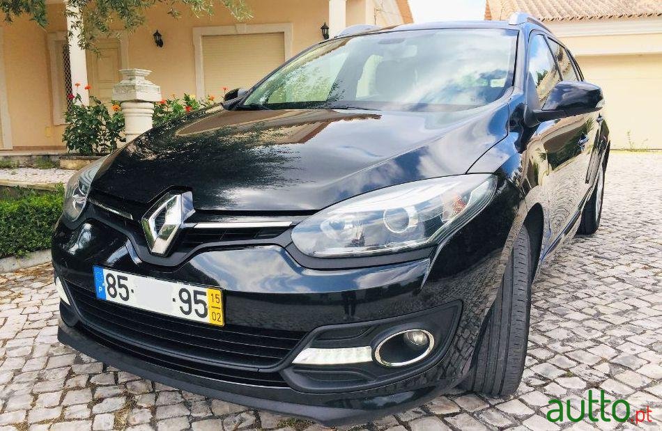 2015' Renault Megane Sport Tourer photo #3