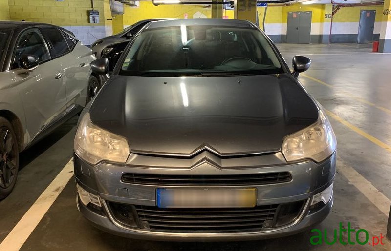 2009' Citroen C5 1.6 Hdi Sx photo #2