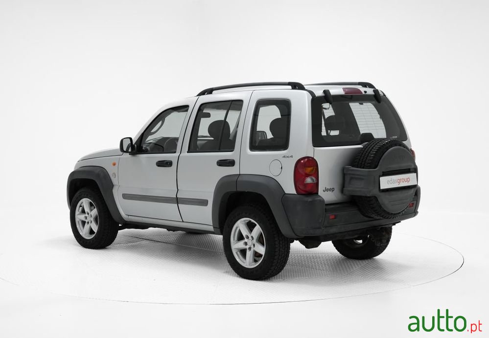 2002' Jeep Cherokee photo #4