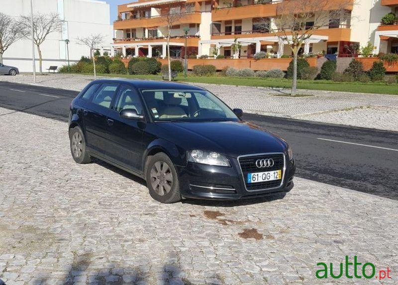 2011' Audi A3 Sportback photo #1