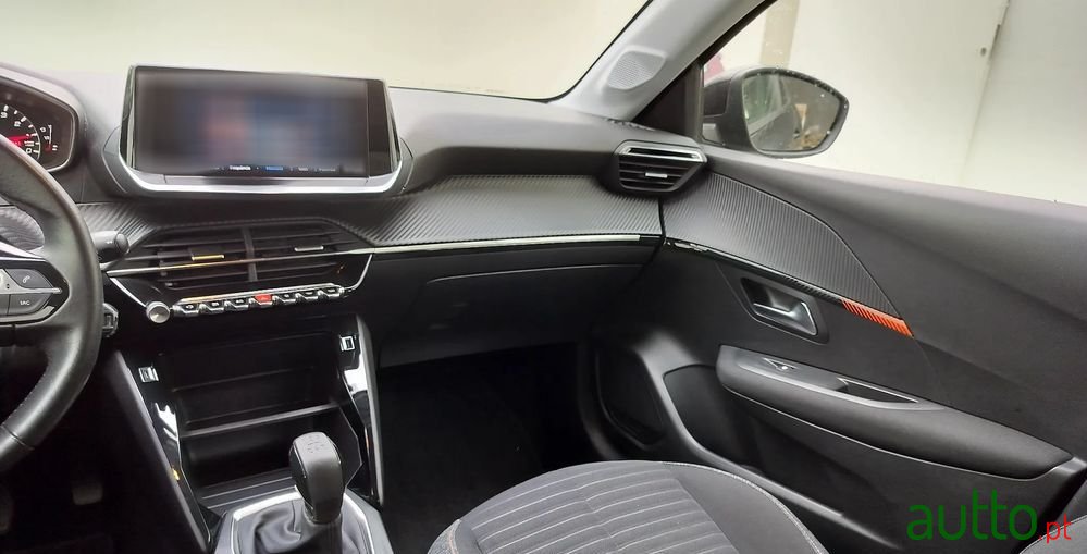 2020' Peugeot 208 photo #5