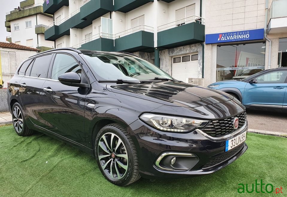 2018' Fiat Tipo Station Wagon photo #1