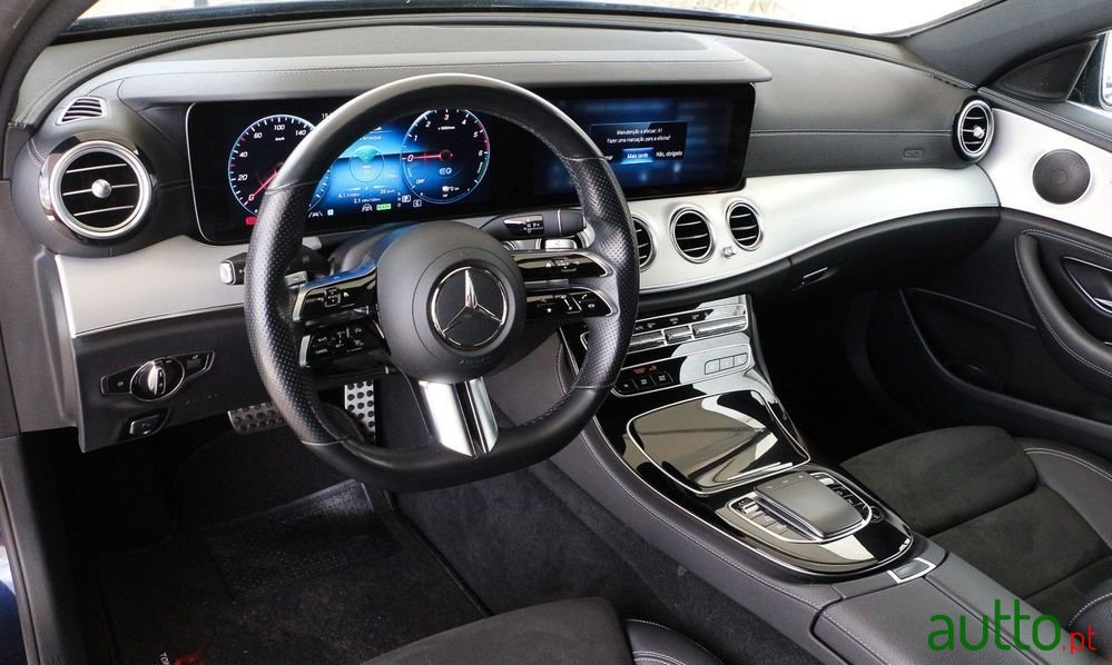 2020' Mercedes-Benz Classe E photo #2