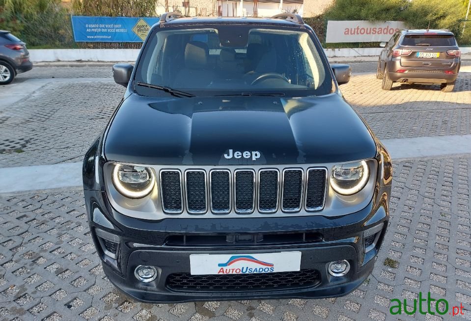 2019' Jeep Renegade photo #5
