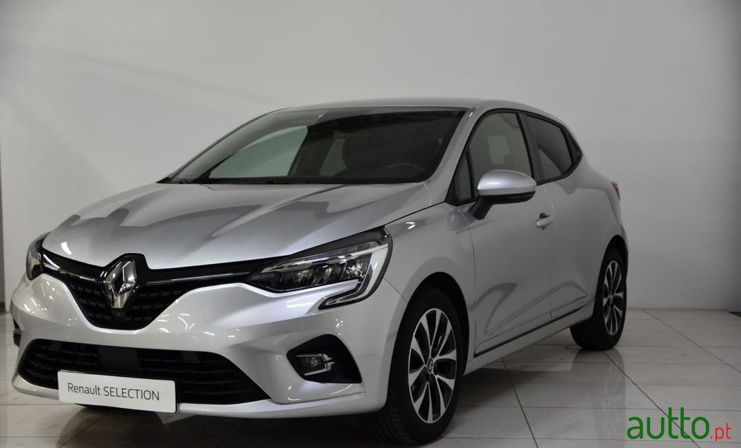 2022' Renault Clio photo #3