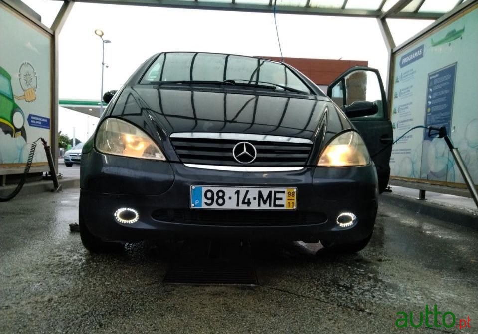 1998' Mercedes-Benz A-140 photo #1