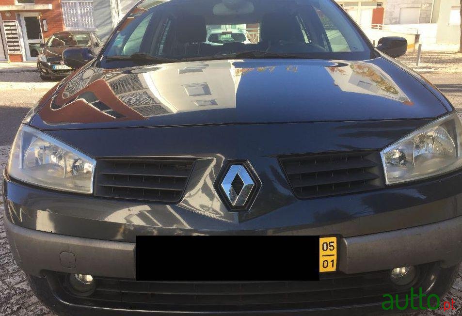 2005' Renault Megane Break photo #1