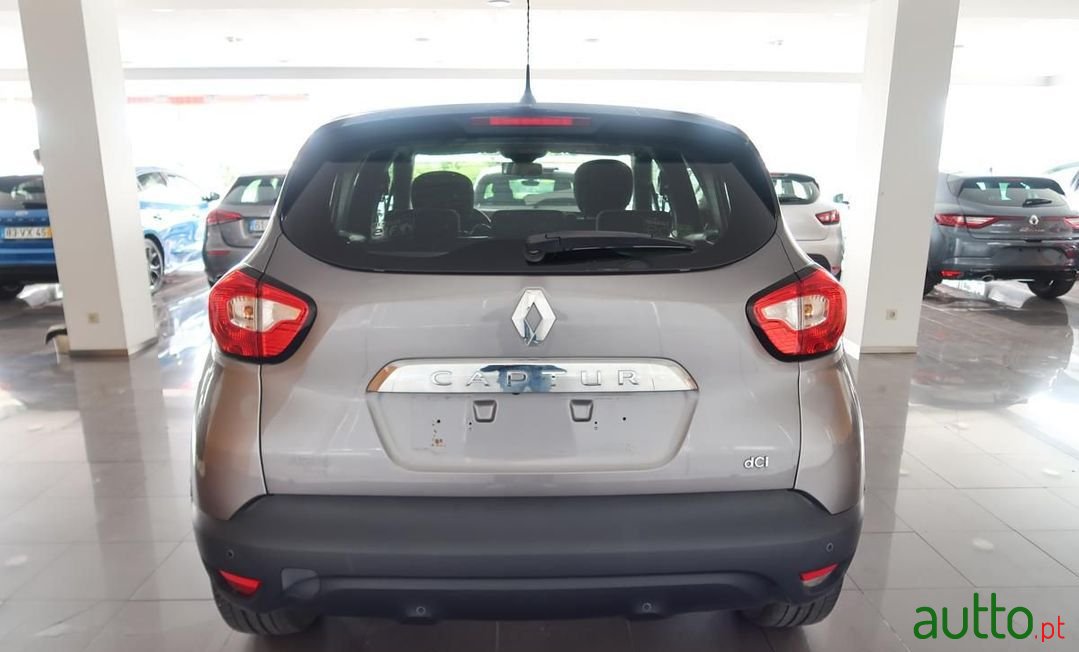 2014' Renault Captur photo #5