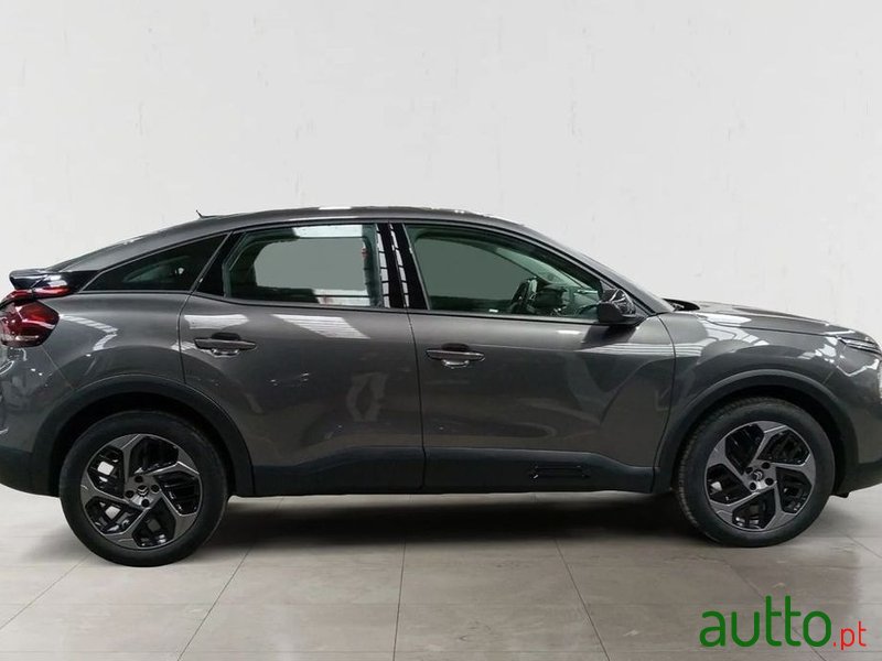 2022' Citroen C4 photo #6